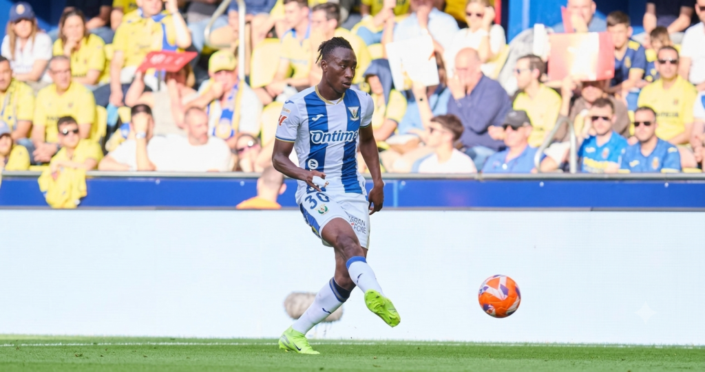 Yan Diomande playing as right winger for RB Leipzig in Bundesliga